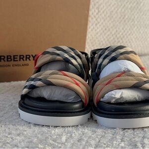 Burberry Kids Vintage Check Strapped Sandals - Size 12.5 (EU 30) - BRAND NEW